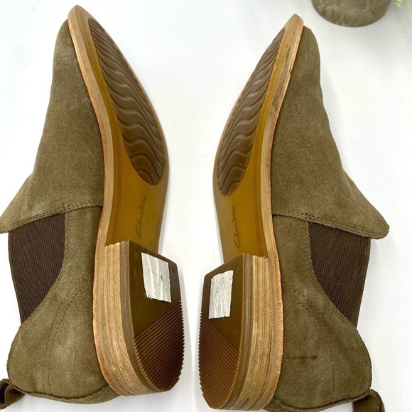 Clarks‎ Trish Chelsea Sz 9.5-M, suede upper, comfort footbed - Picture 8 of 15